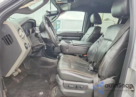 2011 Ford F250 Super Duty z USA, uszkodzony, nr VIN 1FT7W2B61BEB21829